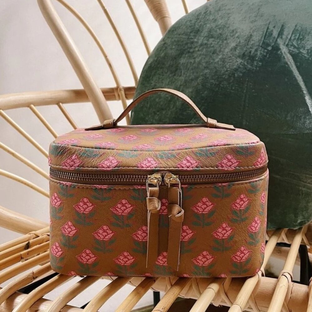 Fabulously Chic Liani Kavi Leather Train Case - NWOT!